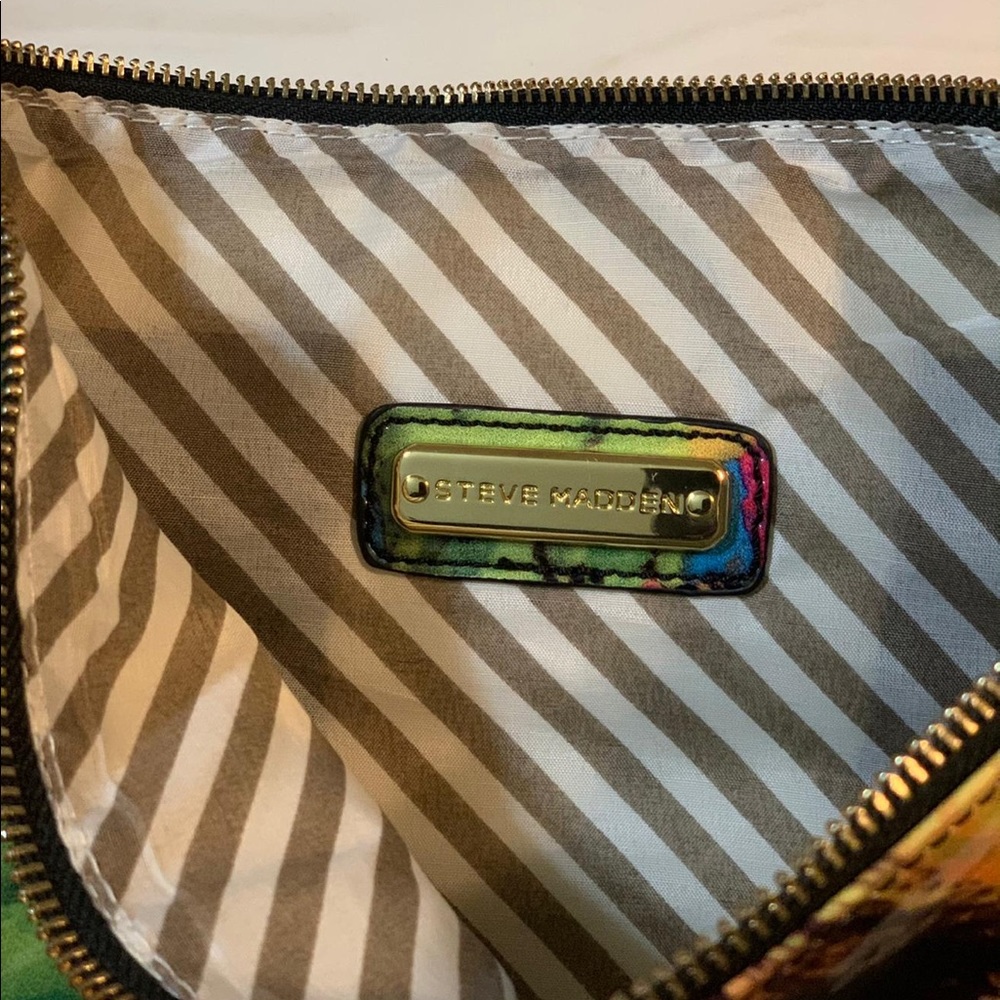 Multicolored Steve Madden Matching Shoe And Purse - image 6